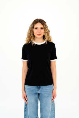 Футболка для жінок